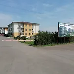 아파트 Garsoniera Sorin